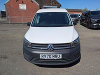Usado VW Caddy Startline 102 CV (75 kW) 2020 Blanco Monovolumen
