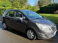 Używany Vauxhall Meriva 2011 Szary Minivan