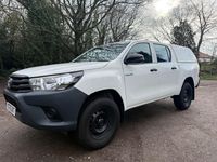 Used Toyota HiLux Active 150 HP (110 kW) 2020 White Pickup