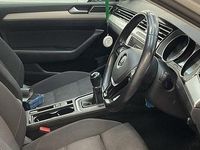 Used VW Passat Business 150 HP (110 kW) 2019 Candy white Estate