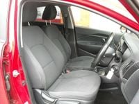 Used Kia Rio 82 HP (60 kW) 2017 Red Hatchback