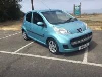 Used Peugeot 107 Envy 68 HP (50 kW) 2011 Blue Hatchback