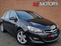 Used Vauxhall Astra SRi 165 HP (121 kW) 2015 Black Hatchback
