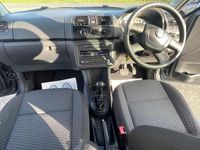 Begagnad Skoda Fabia SE 105 HK (77 kW) 2012 Grå Halvkombi