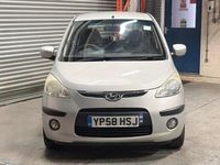 Usado Hyundai i10 Comfort 78 HP (57 kW) 2009 Prateado Citadino