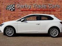Used Seat Leon SE Technology 110 HP (80 kW) 2015 White Hatchback