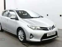 Used Toyota Auris 2014 Silver Hatchback