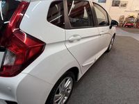 Begagnad Honda Jazz SE 102 HK (75 kW) 2017 Vit Halvkombi