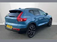Usado Volvo XC40 Ultra 161 HP (118 kW) 2025 Azul SUV