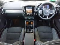 New Volvo XC40 Plus 163 HP (119 kW) 2025 Black SUV