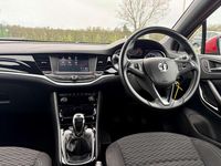 Used Vauxhall Astra SRi 2017 Red Hatchback