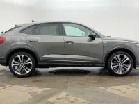 Używany Audi Q3 Advanced 245 KM (180 kW) 2023 Szary SUV