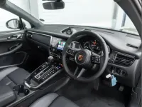 New Porsche Macan 261 HP (191 kW) 2025 Black SUV