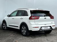 Used Kia Niro 139 HP (102 kW) 2017 White SUV