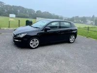 Used Peugeot 308 Active 120 HP (88 kW) 2017 Black Hatchback