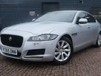 Begagnad Jaguar XF Prestige 163 HK (119 kW) 2015 Silver Sedan
