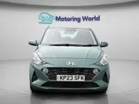 Used Hyundai i10 SE 67 HP (49 kW) 2022 Green Hatchback