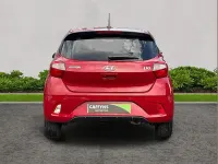 Used Hyundai i10 Premium 83 HP (61 kW) 2021 Red Hatchback