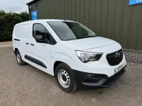 Used Vauxhall Combo 100 kW (136 HP) 2025 White MPV