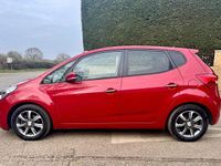 Used Hyundai ix20 Premium 90 HP (66 kW) 2017 Red Hatchback