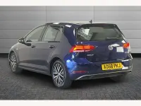 Used VW Golf VII SE 130 HP (95 kW) 2018 Blue Hatchback