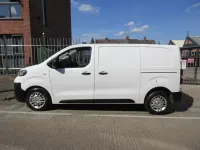 Used Peugeot Expert 120 HP (88 kW) 2018 White Van