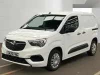 Używany Vauxhall Combo Sportive 100 KM (73 kW) 2020 Biały Minivan