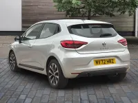 Used Renault Clio Evolution 90 HP (66 kW) 2022 Silver Hatchback