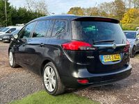 Used Vauxhall Zafira SRi 140 HP (102 kW) 2013 Black MPV