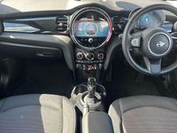 Usado Mini Cooper Classic 134 CV (98 kW) 2024 Verde Utilitario