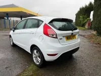 Used Ford Fiesta Zetec 2017 White Hatchback