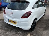 Second-hand Vauxhall Corsa Edition 2013 Alb Hatchback