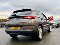 Second-hand Vauxhall Grandland X S 128 CP (94 kW) 2018 Gri SUV