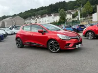 Used Renault Clio IV Dynamique 90 HP (66 kW) 2017 Red Hatchback