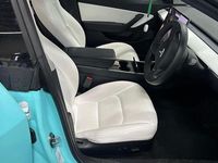 Used Tesla Model 3 Performance 330 kW (449 HP) 2019 Blue Sedan