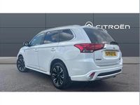 Used Mitsubishi Outlander P-HEV 199 HP (146 kW) 2016 White SUV