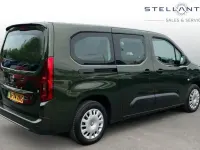 Used Vauxhall Combo Design Edition 98 kW (134 HP) 2025 Green MPV