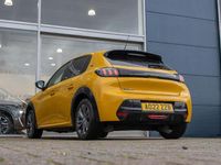 Used Peugeot e-208 Allure Premium 98 kW (134 HP) 2022 Yellow Hatchback