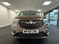 Used Vauxhall Combo S 130 HP (95 kW) 2019 Brown MPV