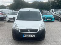 Used Peugeot Partner S 2015 White MPV