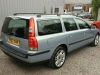 used Volvo V70 2.3