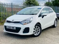 Used Kia Rio 84 HP (61 kW) 2016 White Hatchback