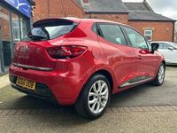 Used Renault Clio IV Dynamique 2017 Red Hatchback