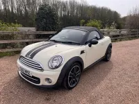 Usado Mini Cooper Cabriolet 122 HP (89 kW) 2013 Branco Cabrios