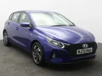 Używany Hyundai i20 SE 100 KM (73 kW) 2022 Niebieski Hatchback