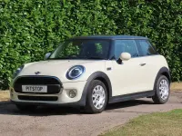 Used Mini ONE Classic 102 HP (75 kW) 2019 Pepper white Hatchback