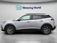 Gebraucht Peugeot e-2008 Active+ 100 kW (136 PS) 2022 SUV