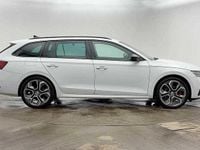 Used Skoda Octavia vRS 180 HP (132 kW) 2022 Moon white metallic Estate
