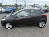 Used Mazda 2 2012 Maroon Hatchback