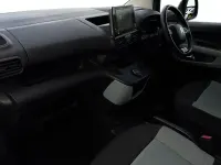 Używany Citroën Berlingo Feel 131 KM (96 kW) 2023 Minivan